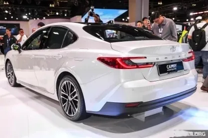 The 2025 Toyota Camry Hybrid: Redefining the Hybrid Sedan for Malaysia